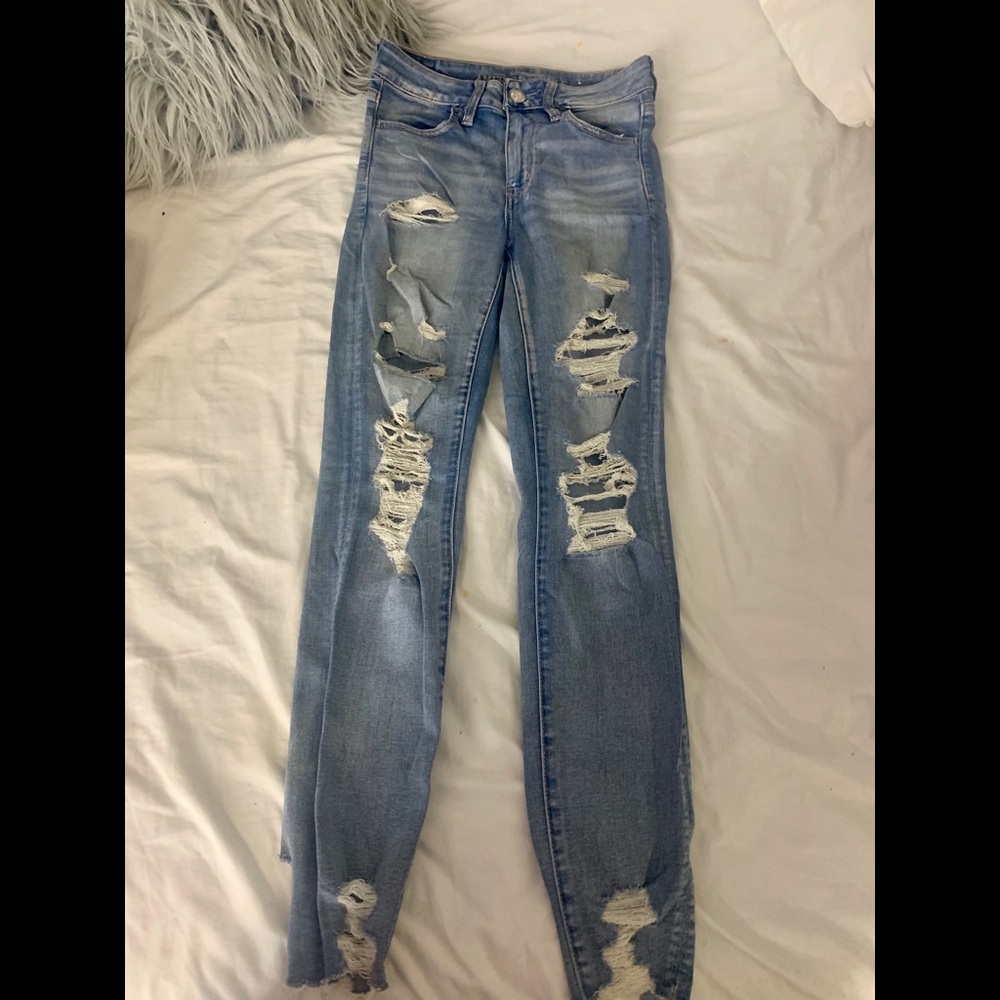 American Eagle Rip Jeans Size 4 R
